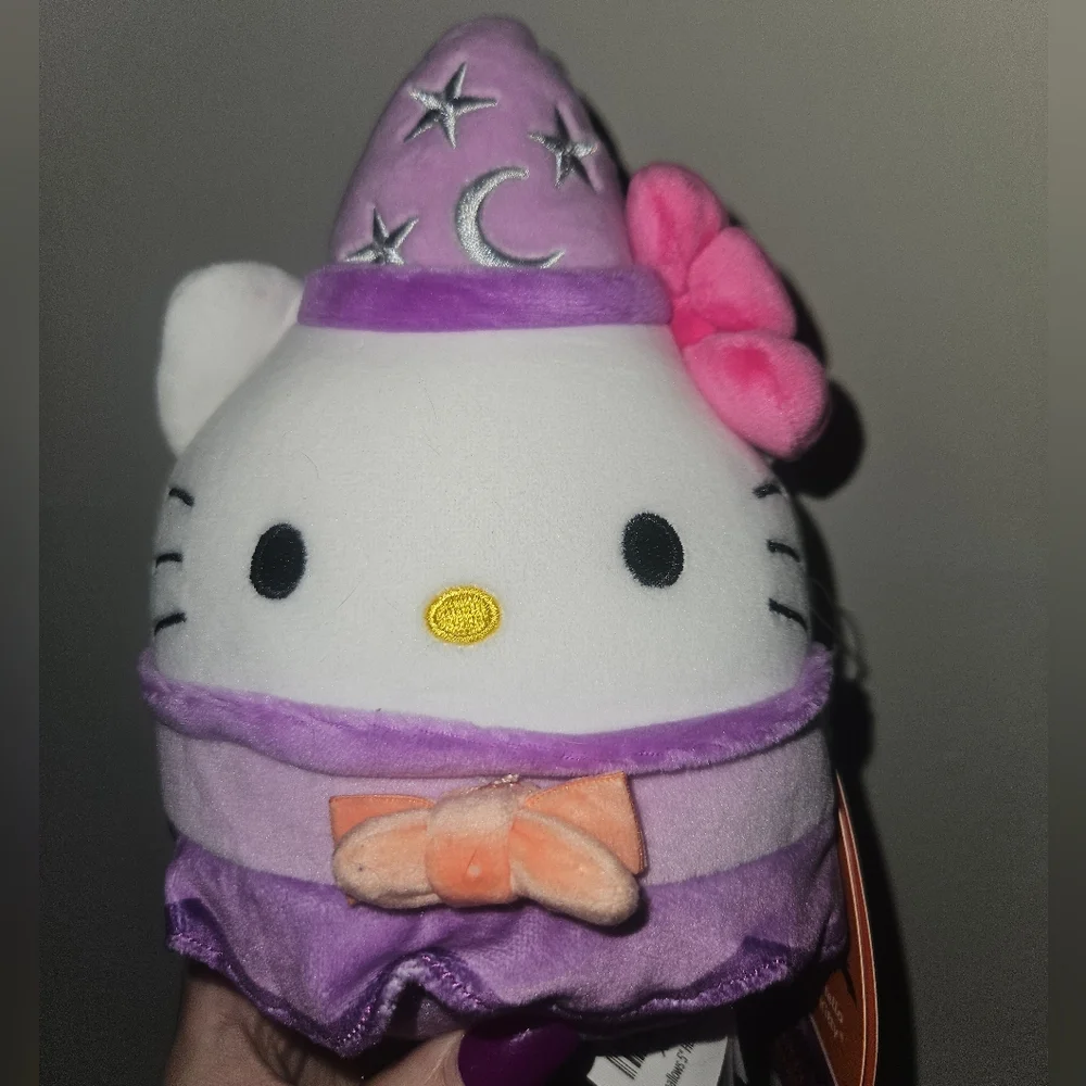 NWT Squishmallows Hello Kitty Halloween Wizard in Purple 5